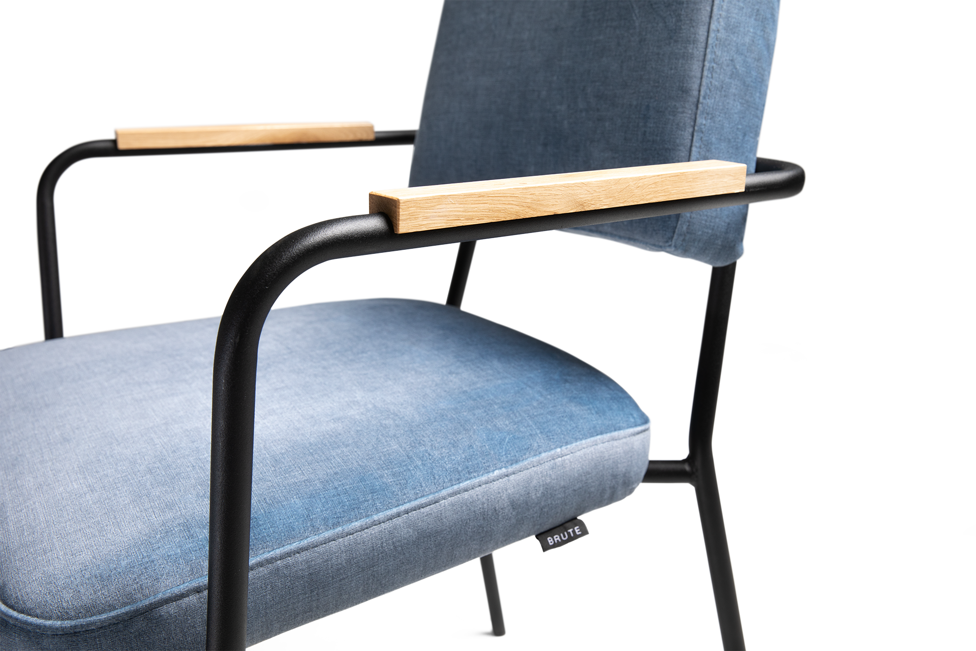 LUMA DESIGN EETKAMERSTOEL MET METALEN FRAME DETAIL