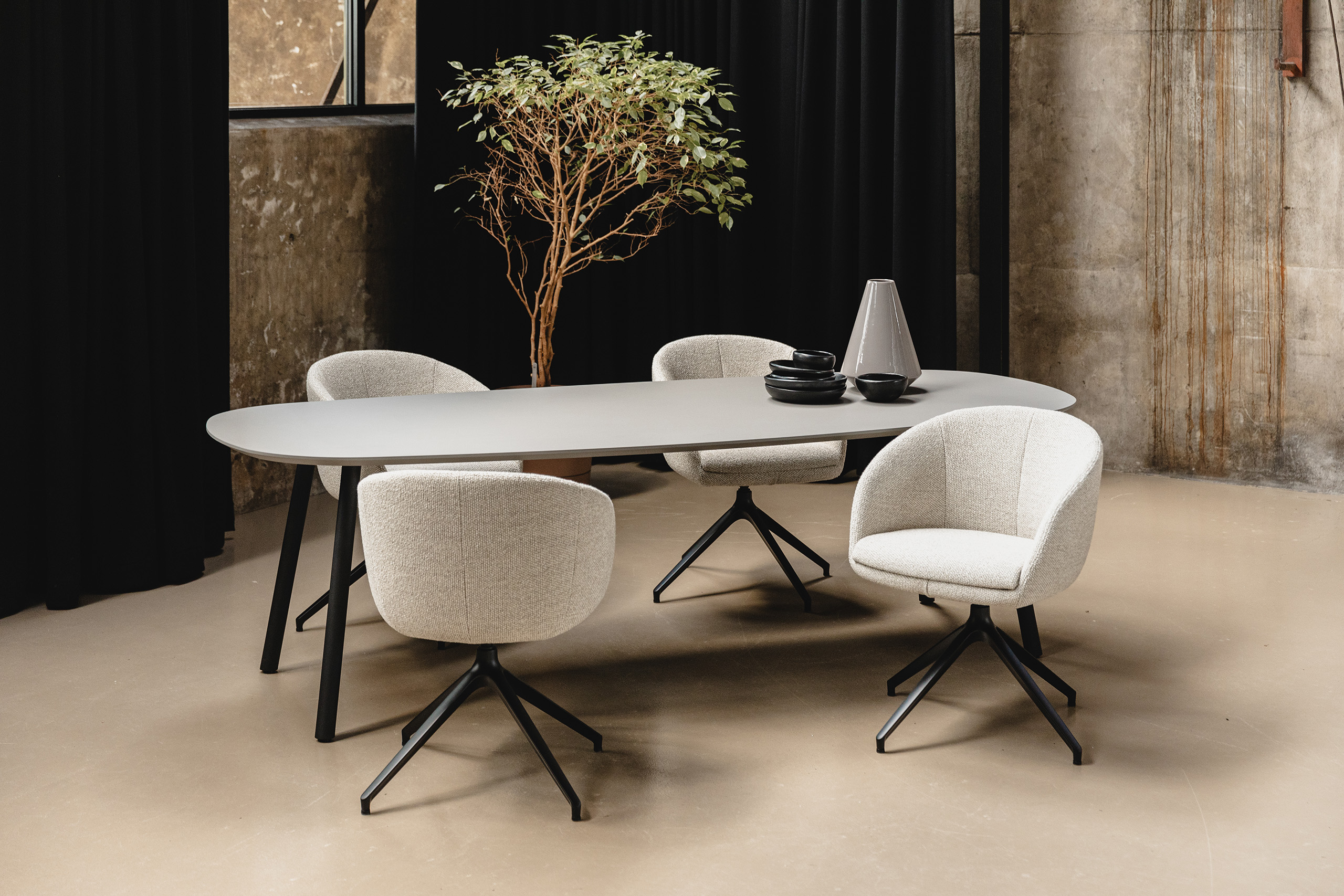 CARTEL_LIVING_JIVE_EETKAMERSTOEL_DRAAI CARTEL LIVING JIVE EETKAMERSTOEL DRAAI